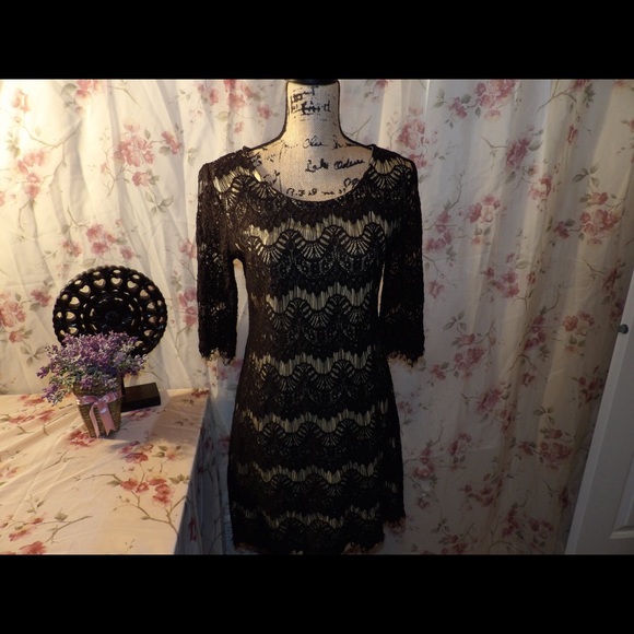 Solitaire by Ravi Khosla - Picture 2 of 4